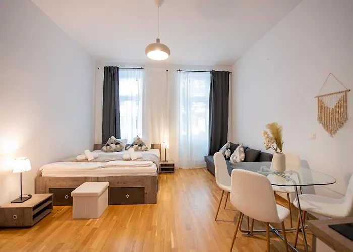 Aparthotel My Vienna- One Bedroom 3*